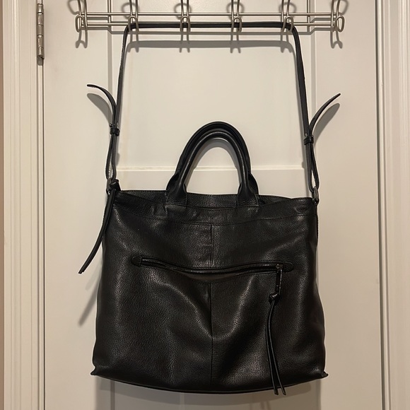 Tahari bag - Picture 3 of 7